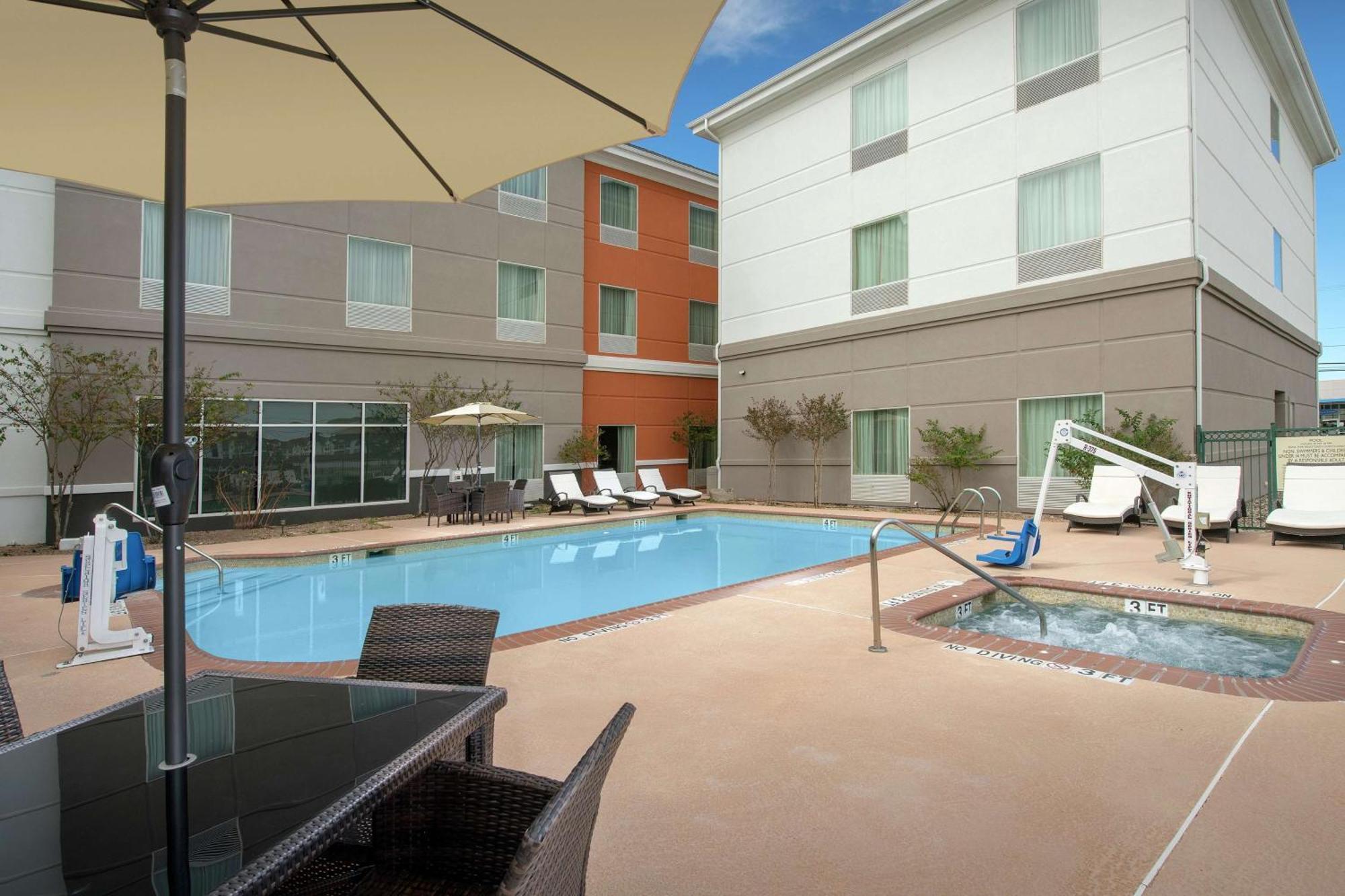 Hilton Garden Inn Odessa Luaran gambar
